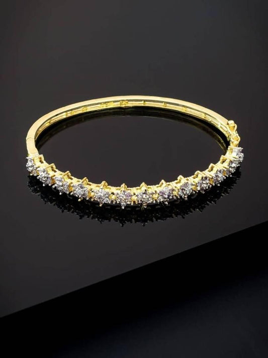 Diamond Studded Resizable Bracelet